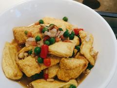 -陈大锅·岳阳鱼馆·地道岳阳菜(美食街店)