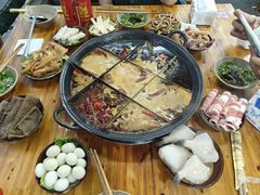 -正南齊北重庆老火锅(光华村直营店)