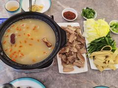 -屋里家延边朝鲜族冷面(梅林3店)