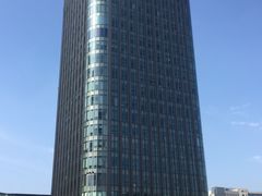 门面-上海跨国采购会展中心