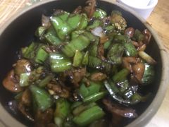 尖椒鸡杂-和记菜馆