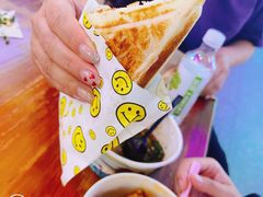 -八一路好吃街(雨田商务大厦店)