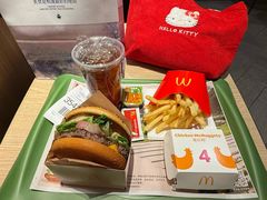 -麦当劳(CP静安店)