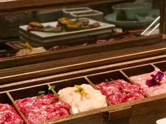 黑金宝盒（6种鲜牛肉）-左庭右院鲜牛肉火锅黑金店(陆家嘴中心店)