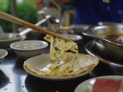 -茅草房·河畔园林火锅