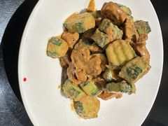 黄瓜拌油条-梅飞酒家(桑园路店)