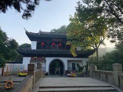 -汇龙潭