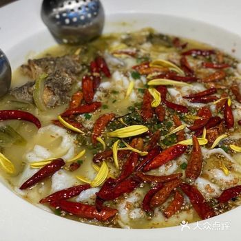 万达引进新店 太二酸菜 第一次去试试，鱼好新鲜而且煮