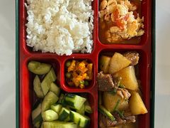 红烧牛肉饭-迪欧咖啡·中西餐融合菜(平江万达旗舰店)