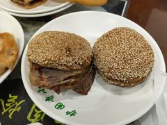-护国寺小吃(左家庄店)