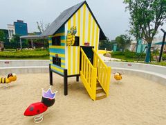 -季高兔窝窝亲子园(上海薰衣草公园店)