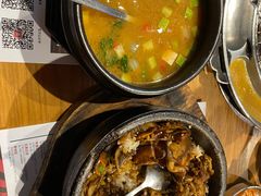 -青瓦炭韩潮烤肉(花园道店)