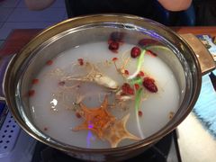 鲜人参火锅-千岛蚝高压锅生蚝·人参火锅(白云万达店)