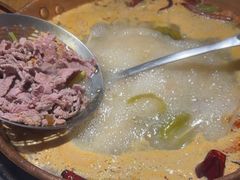 -洱火云南酸菜牛肉火锅(石景山当代商城店)