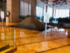 -松山湖凯悦酒店·Café自助餐厅·周末火舞秀表演