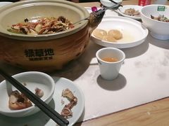 -绿草地·湘菜(酃湖师院店)