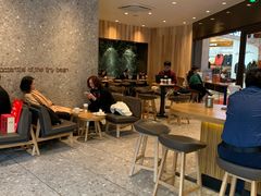 大堂-星巴克(深圳港隆城分店)