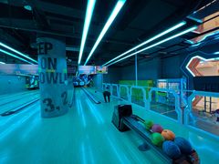 -世代星球·保龄球·镭战真人CS·团建(杨浦店)