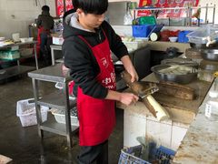 -章记正宗南岗鱼蛋火锅