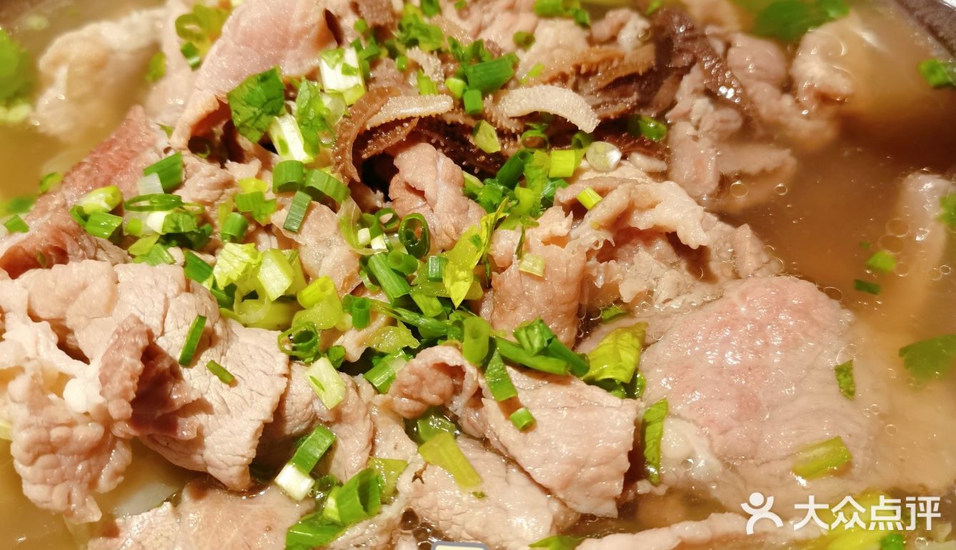 糖糖探店|不用排队吃上肖四女的翘脚牛肉！附攻略