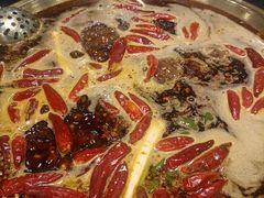 中老火锅特色底料-中华老火锅(金渝大道店)