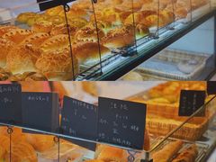 面包甜点陈列柜-仙峰天然面包(迎宾路店)