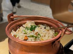 铜锅牛肝菌焖饭-一坐一忘云南菜(卓悦中心)