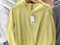 -优衣库(石家庄裕华万达广场店)