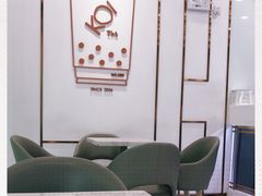 -KOI PLUS(成都万象城店)