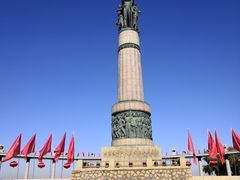 -人民防洪胜利纪念塔