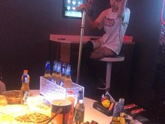 -星聚会KTV(龙湖上海奉贤天街店)