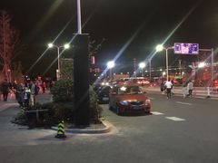 -东港湾大酒店-停车场