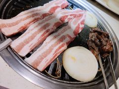 厚切猪五花肉-猫爪爪原切自助烤肉(观音桥阳光世纪店)