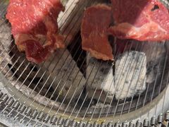 -啊美丽炭火烤肉(滑翔一店)