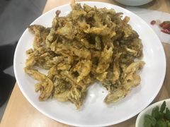 椒盐蘑菇-晋味坊手工刀削面农家菜(霍营店)