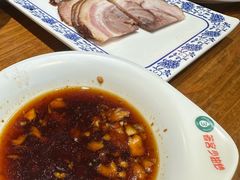 -老天桥酱肉烧饼夹肘子(天桥店)
