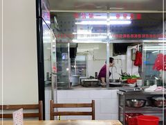 大堂-东兴牛肉店(庄府巷店)