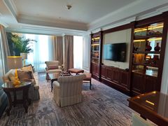 -广州富力丽思卡尔顿酒店