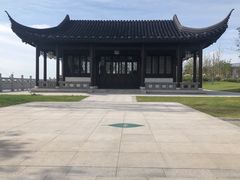 -上海滴水湖皇冠假日酒店