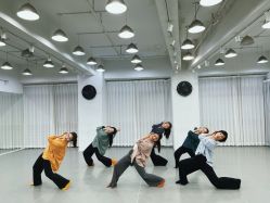 -深舞形体民族舞蹈工作室