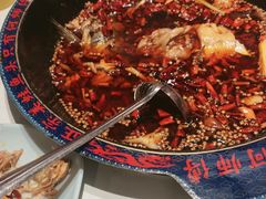 -何师傅美蛙鱼头(汉街店)