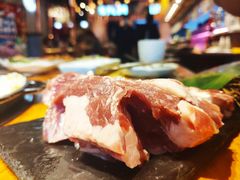 黑牛肋条肉-喜鹊烤肉酒场(美乐城店)