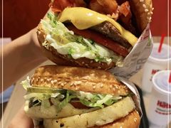 -The Habit Burger Grill 哈比特汉堡(复兴soho店)