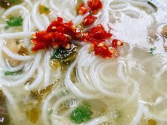 清汤全家福-全家福米线