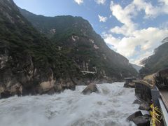-丽江虎跳峡景区-售票处