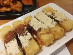 -诚铭记·虾仁汤包·成都小吃(融创店)