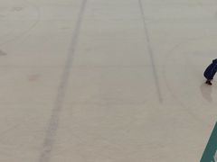 -炫采冰场(红博中央公园商场店)