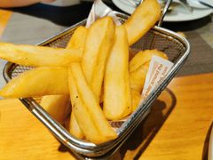 酥炸宽薯条-新贝乐意大利餐厅(苏州中心店)