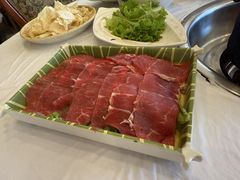 -鲁朗纳麦石锅鸡庄园