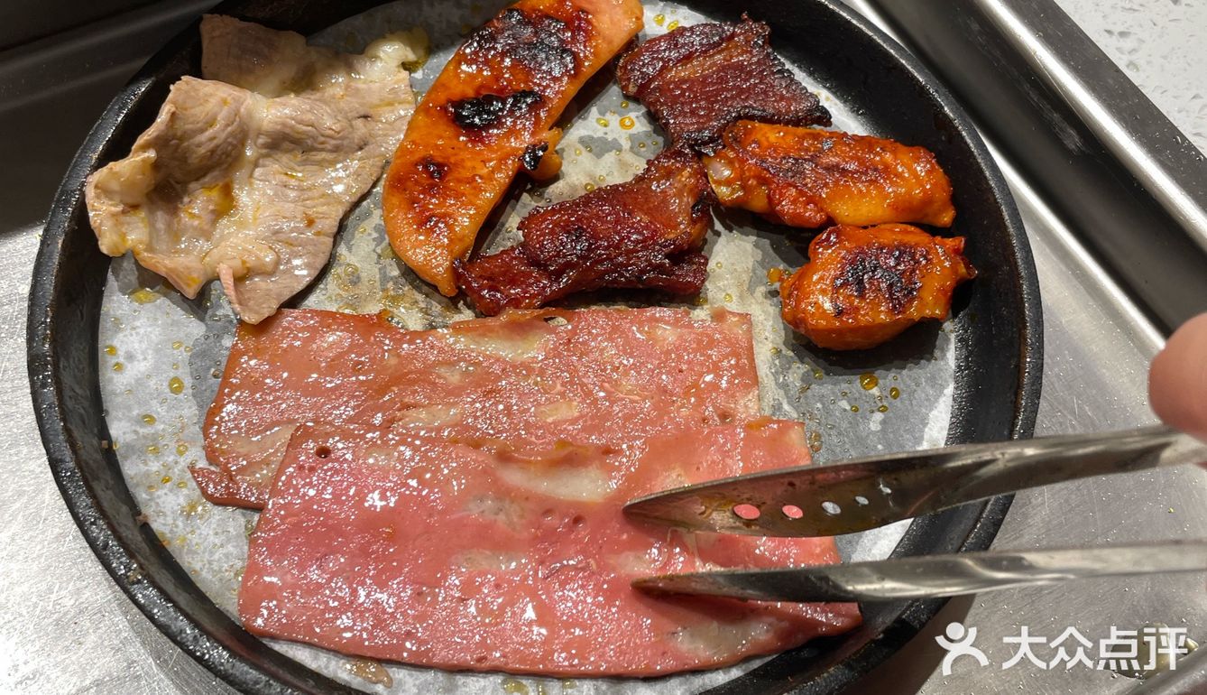 在郑州！！我已经被火锅烤肉自助香迷糊啦！！